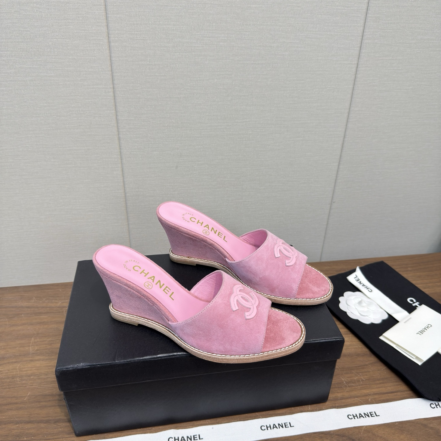 Chanel Slides