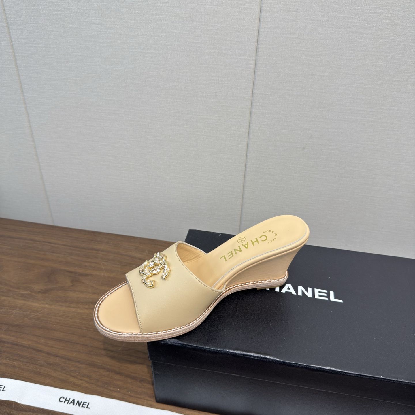 Chanel Slides