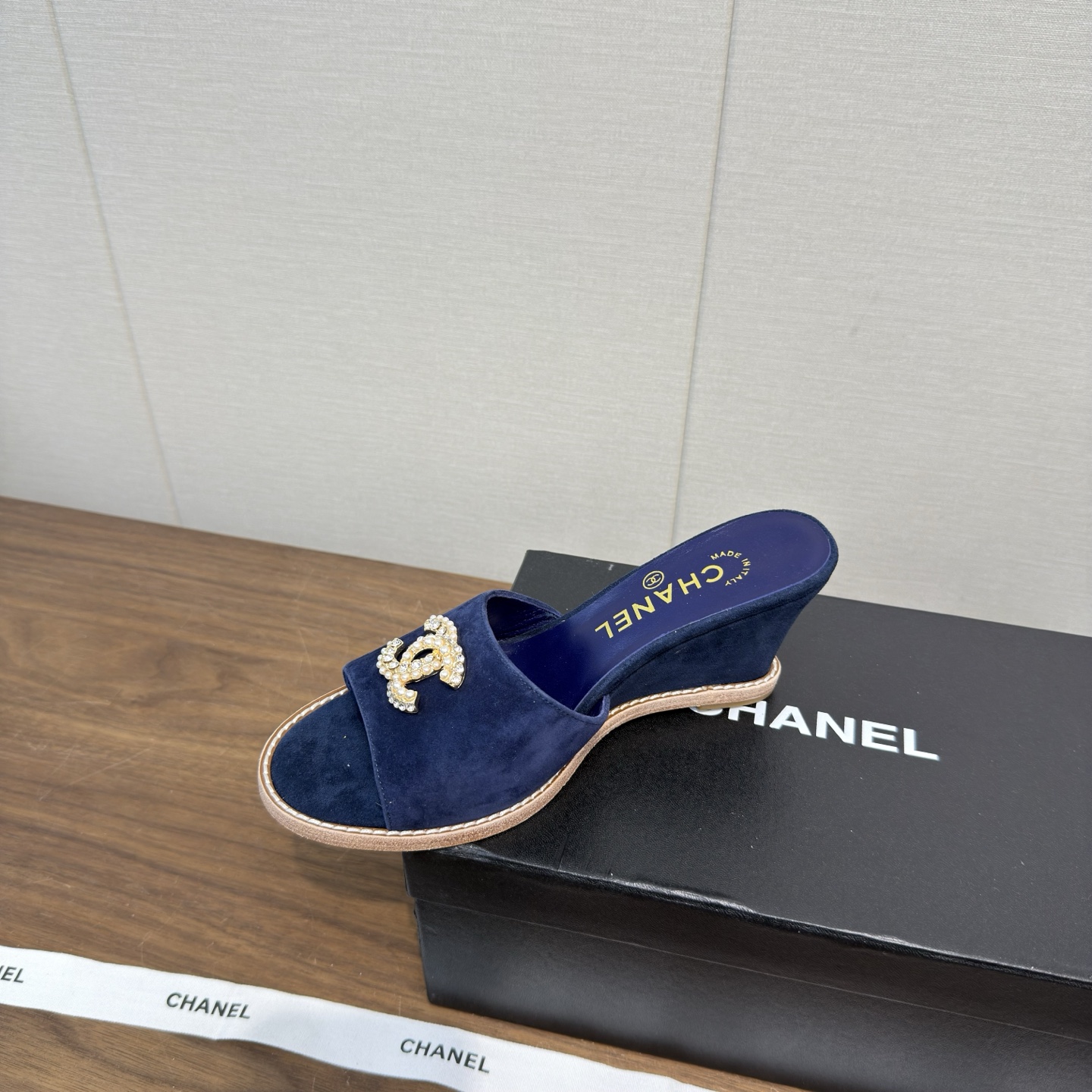 Chanel Slides