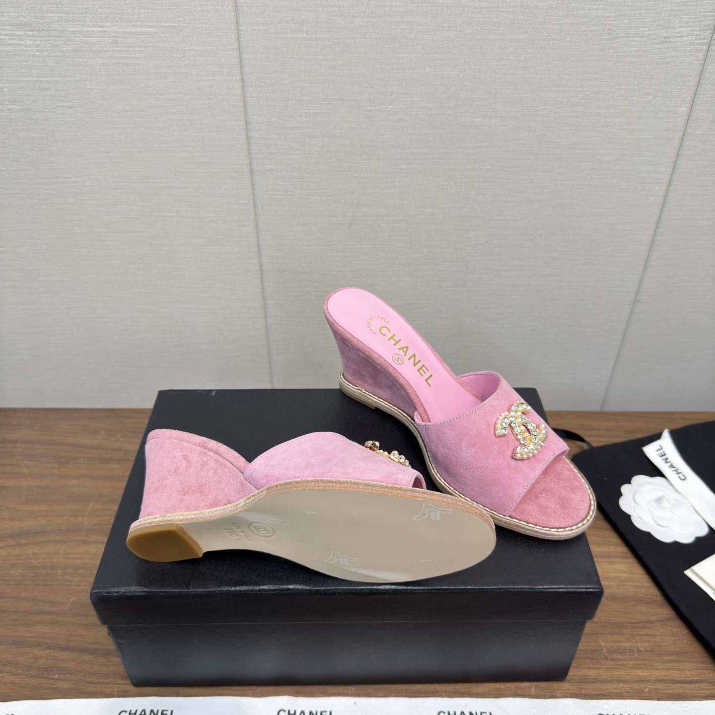 Chanel Slides