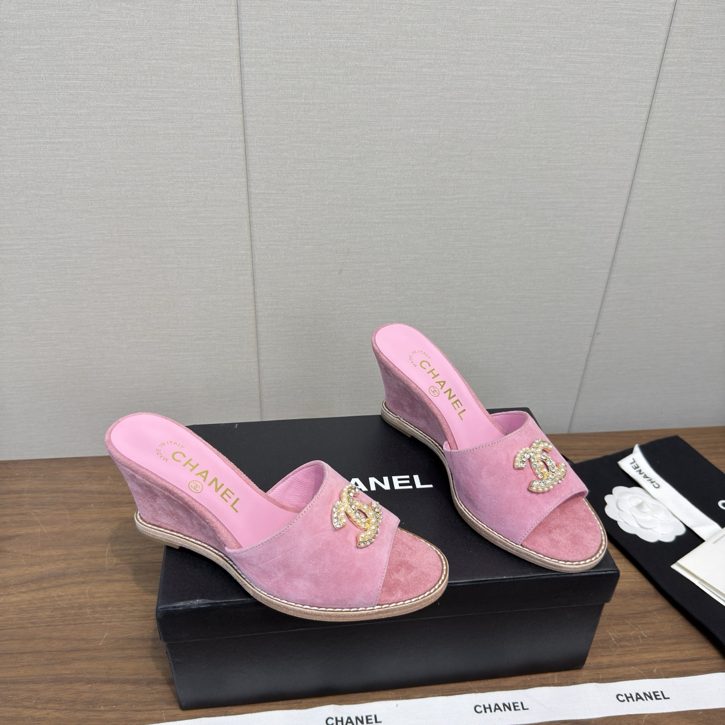 Chanel Slides