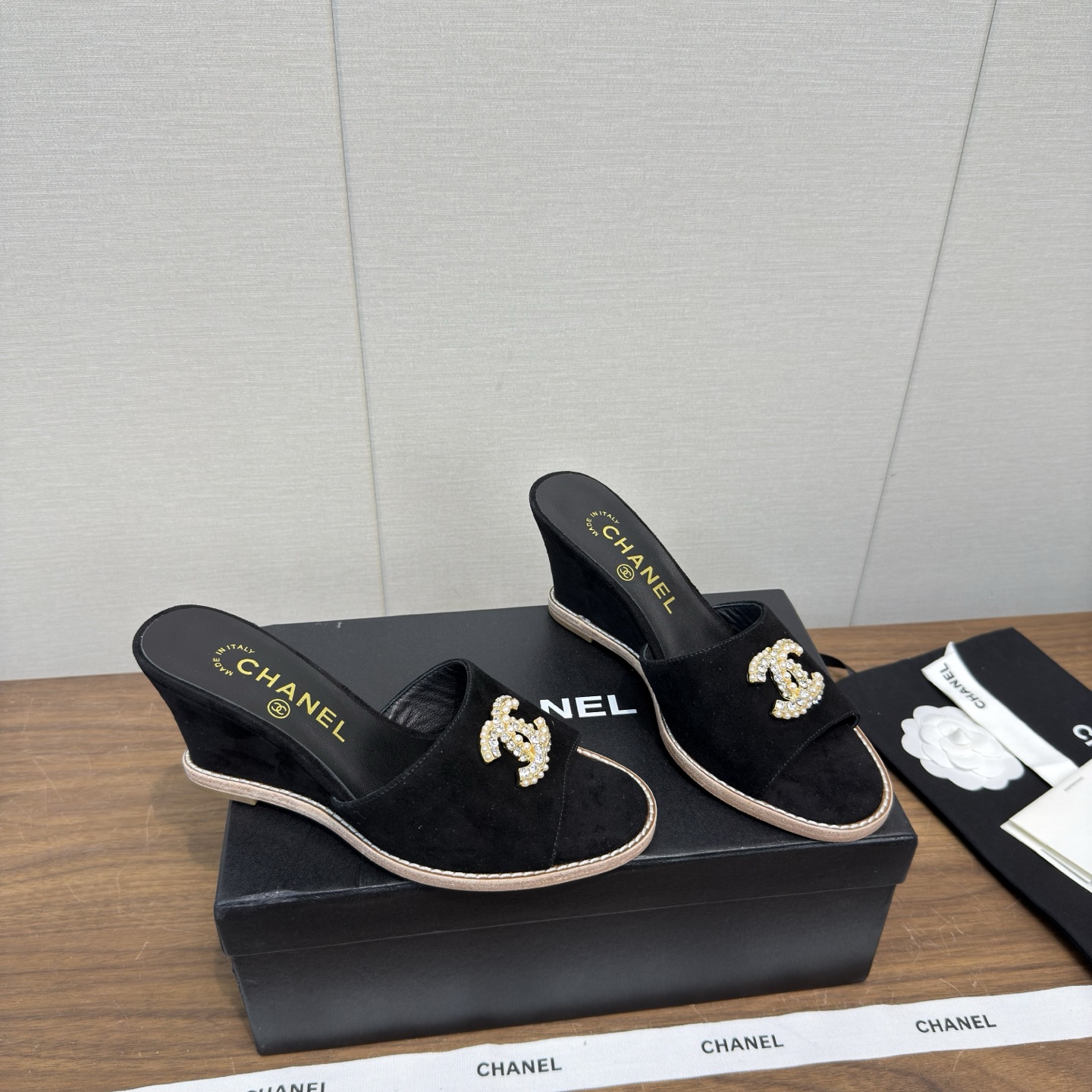 Chanel Slides