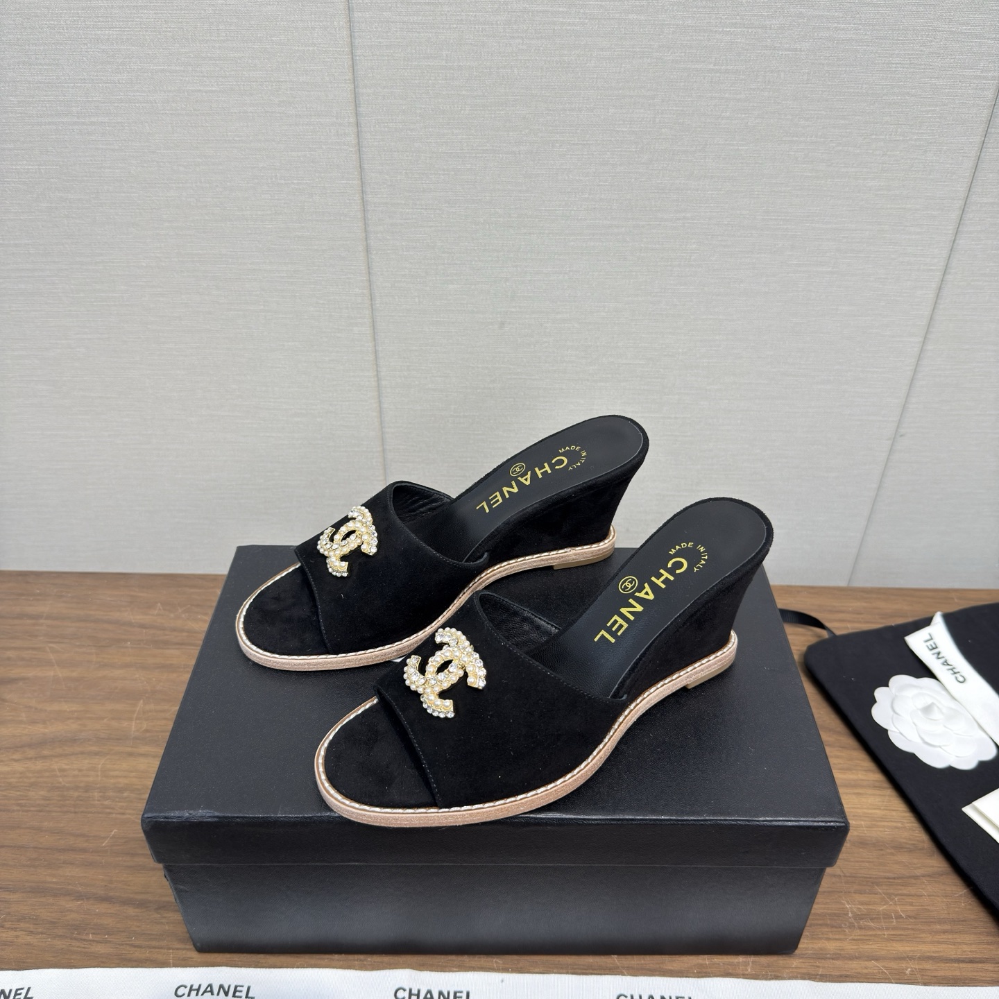 Chanel Slides