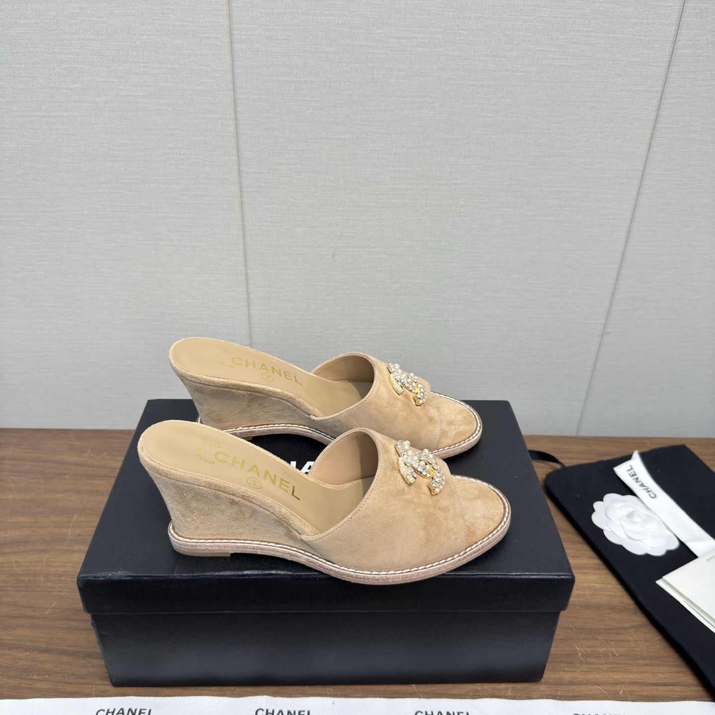 Chanel Slides
