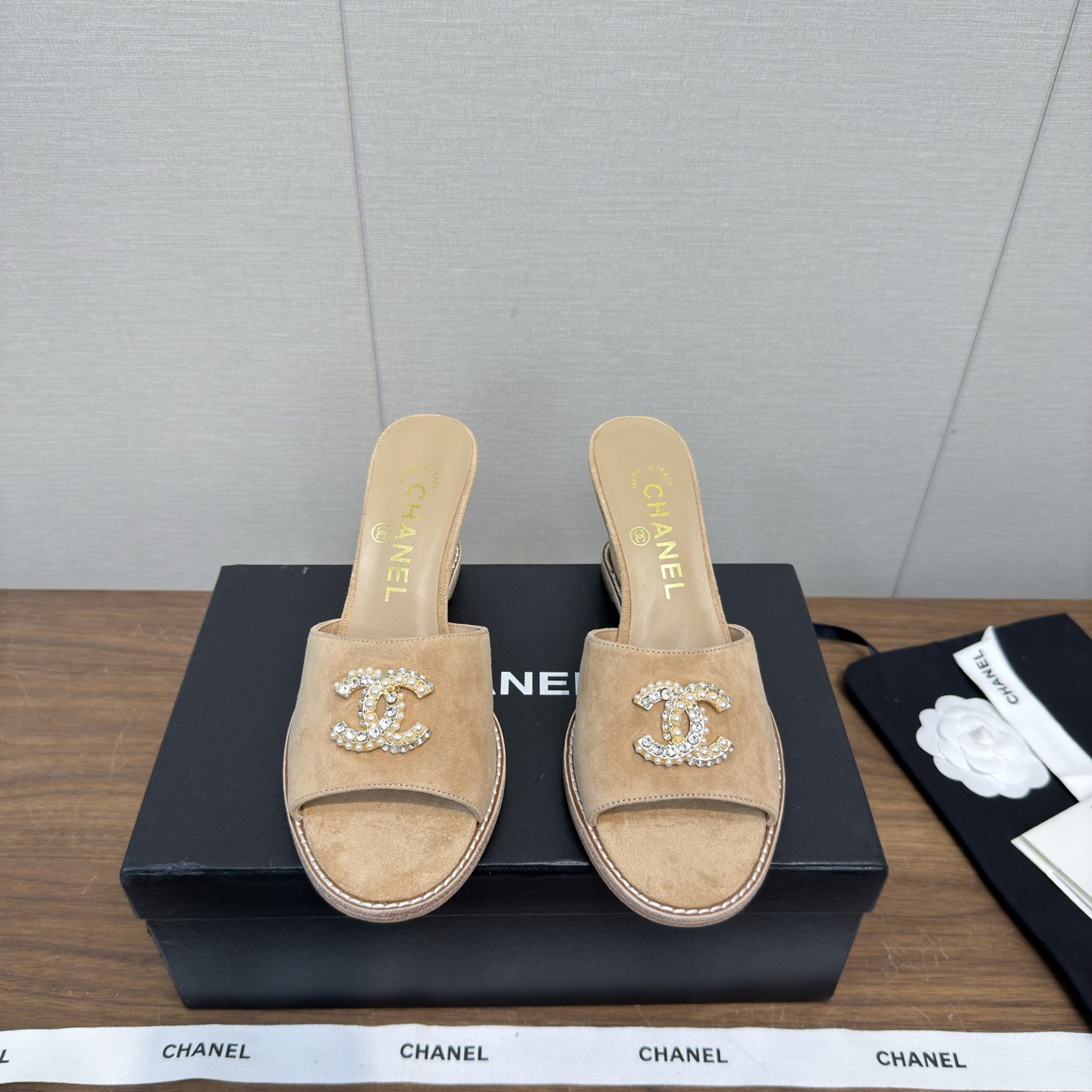 Chanel Slides
