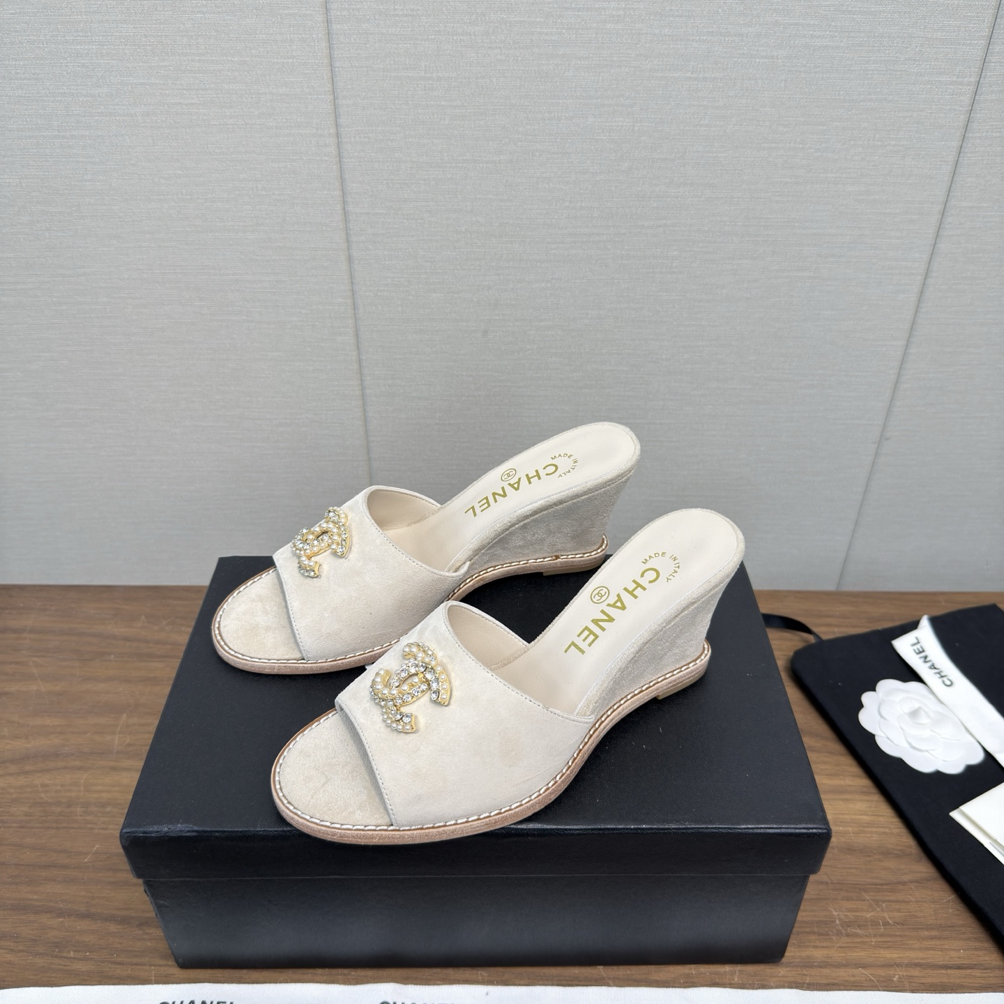 Chanel Slides
