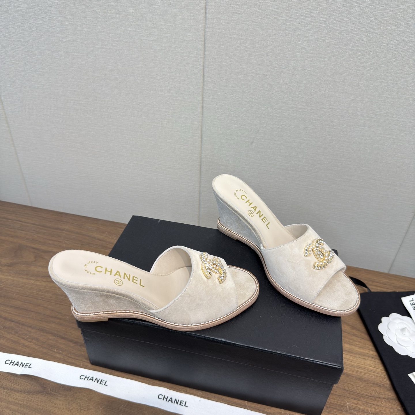 Chanel Slides