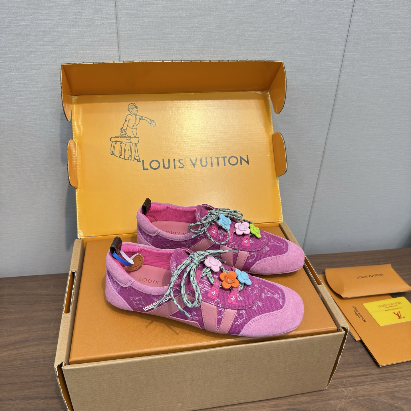 Louis Vuitton Sneakers