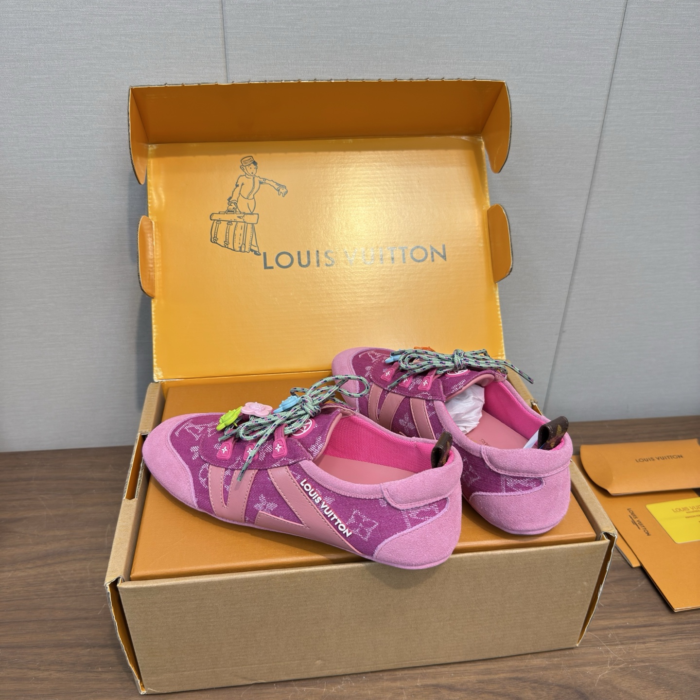 Louis Vuitton Sneakers