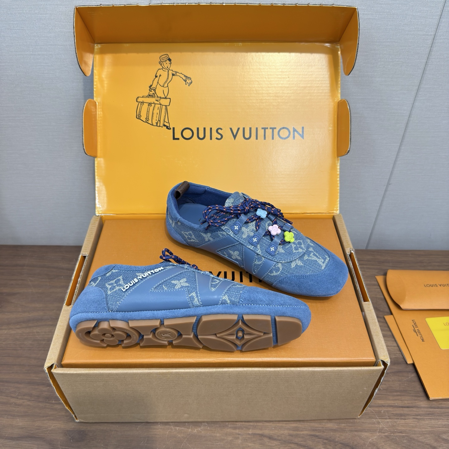 Louis Vuitton Sneakers
