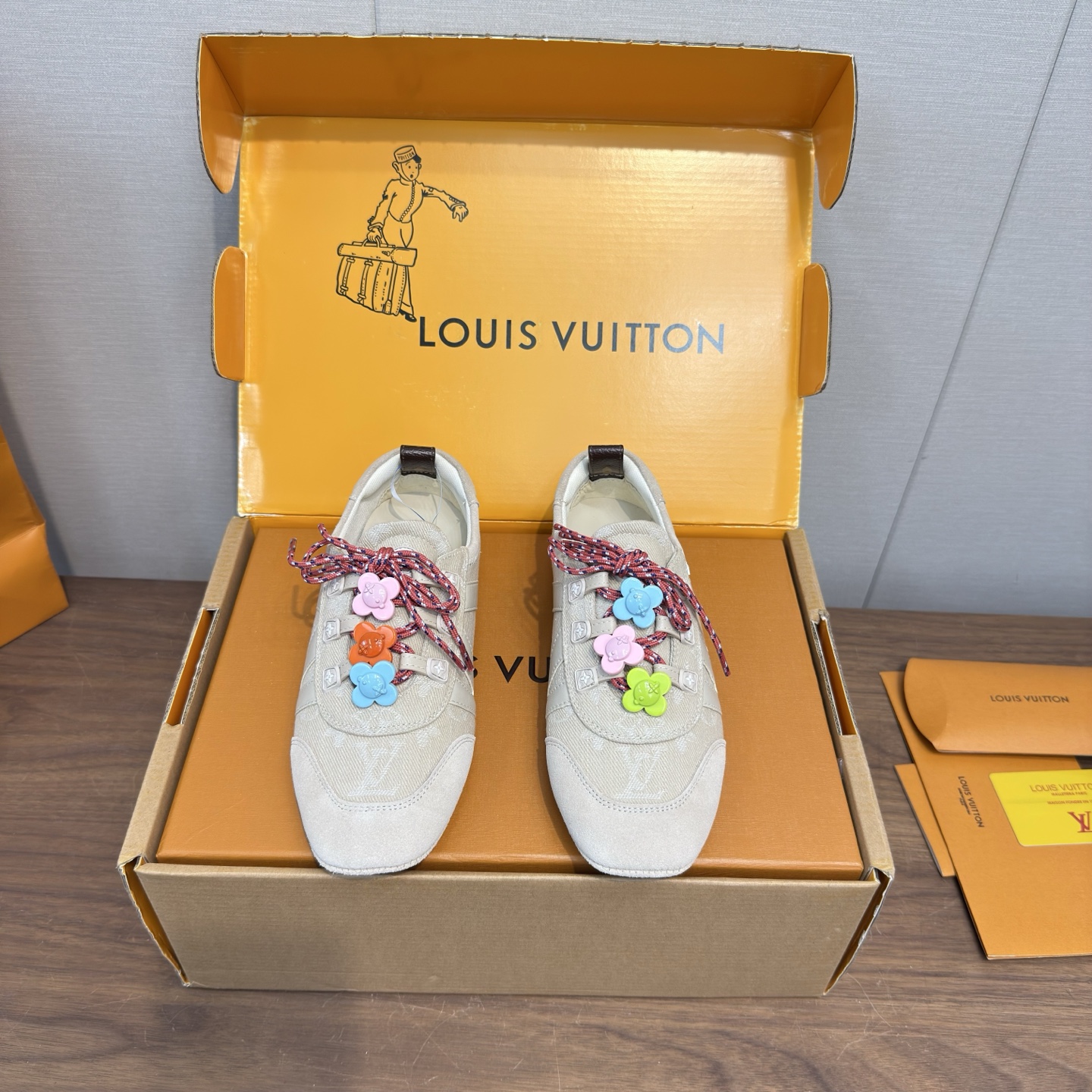 Louis Vuitton Sneakers