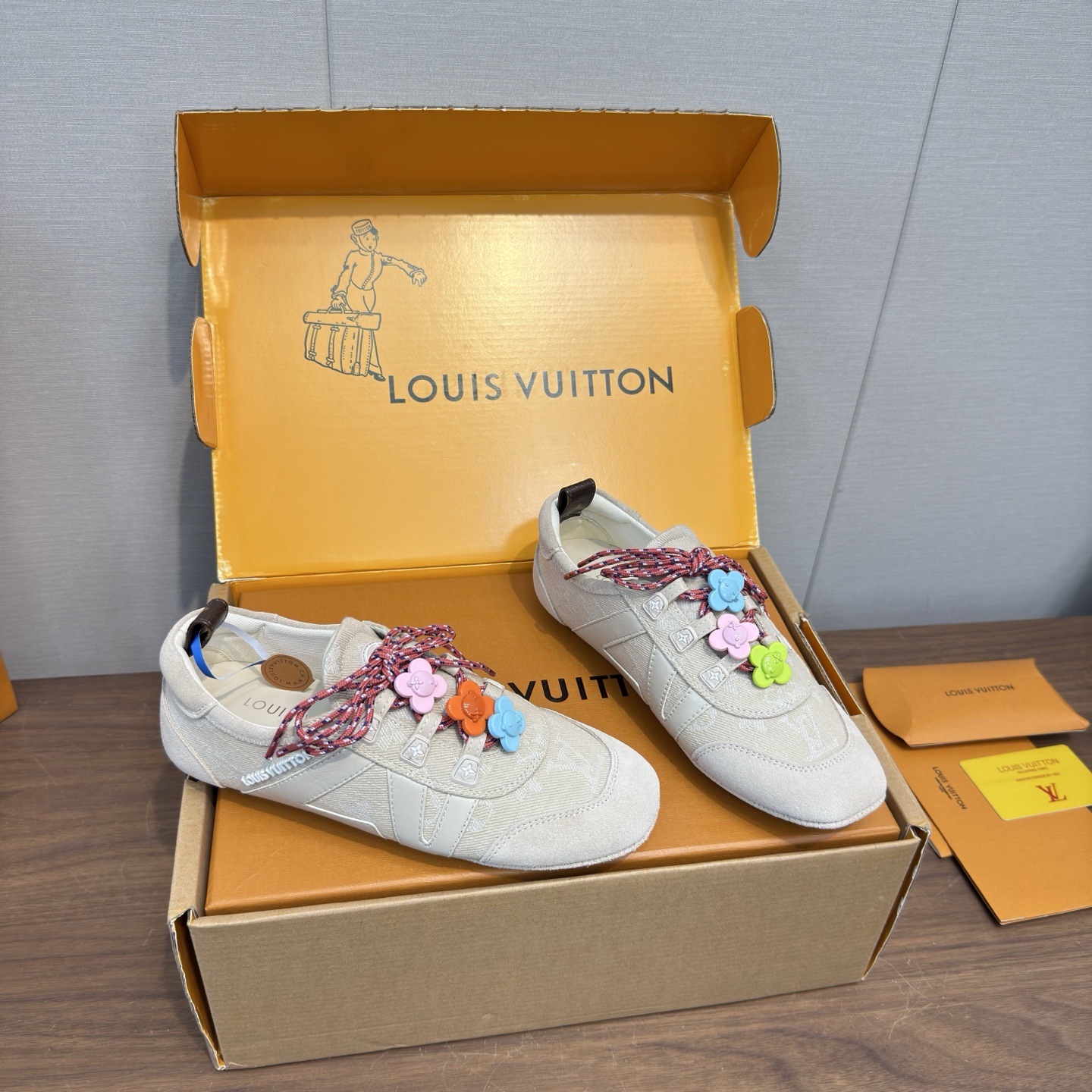 Louis Vuitton Sneakers