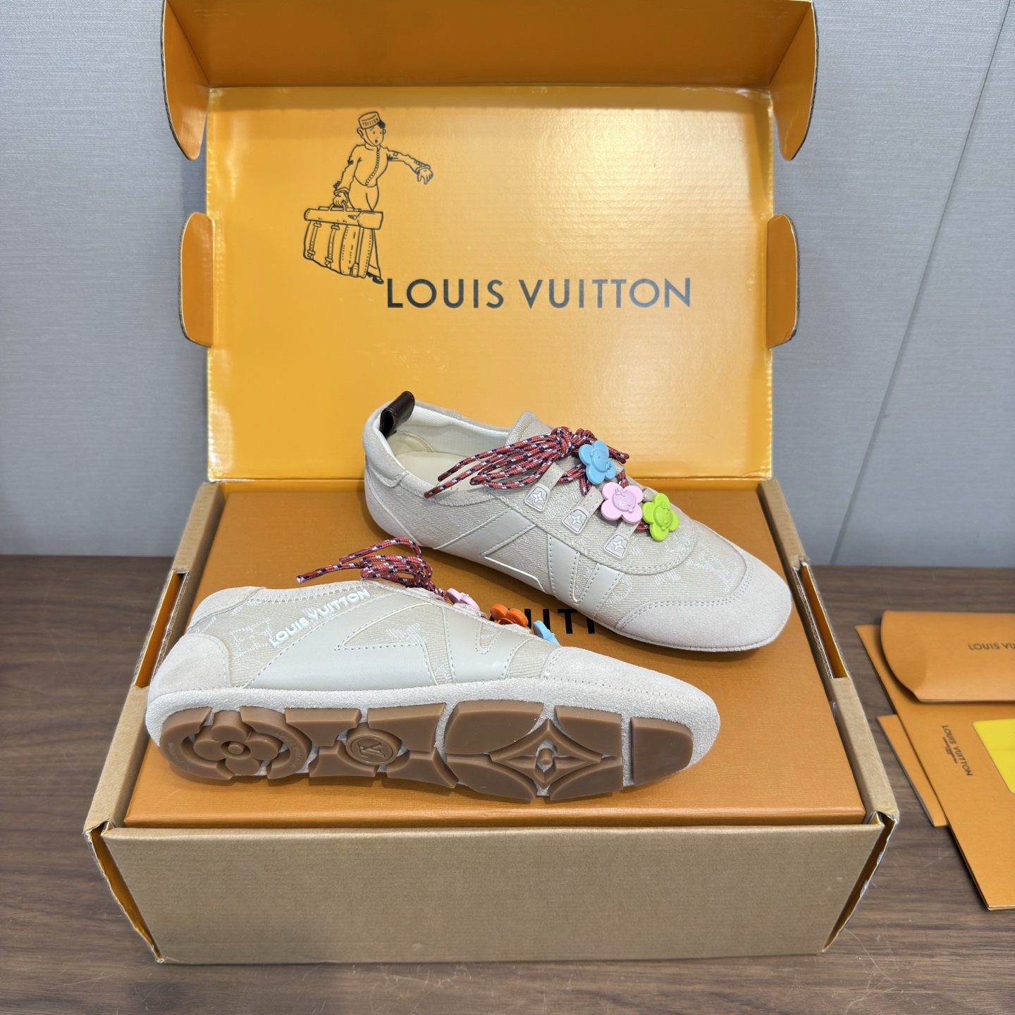 Louis Vuitton Sneakers