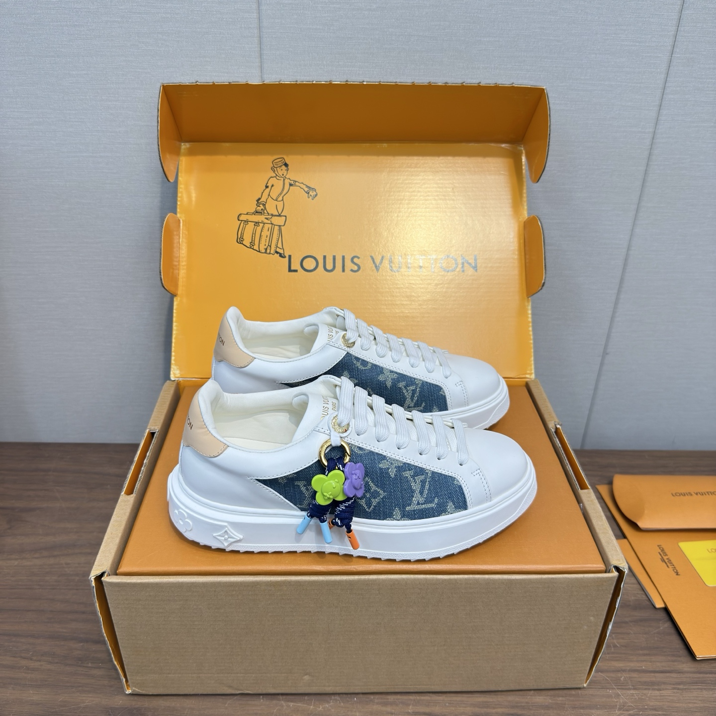 Louis Vuitton Sneakers