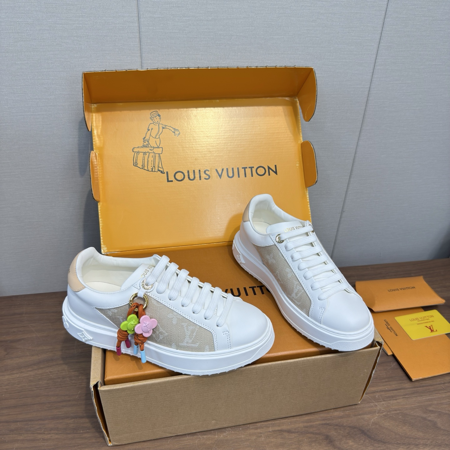Louis Vuitton Sneakers