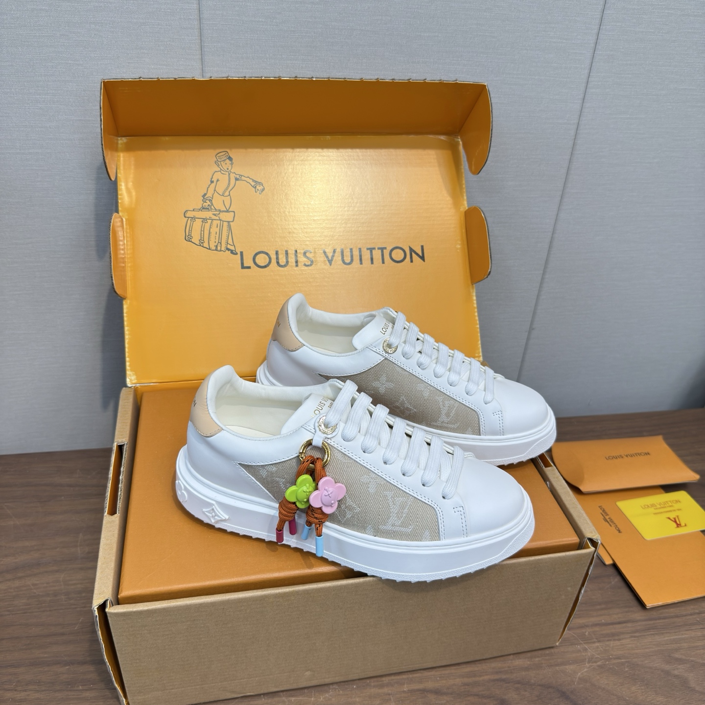 Louis Vuitton Sneakers