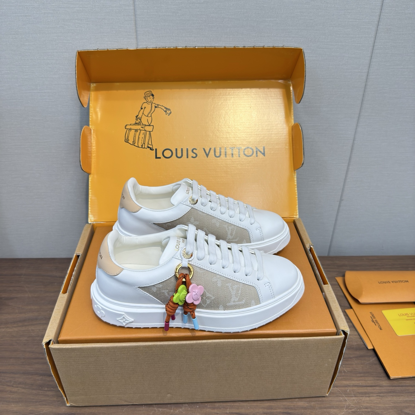 Louis Vuitton Sneakers