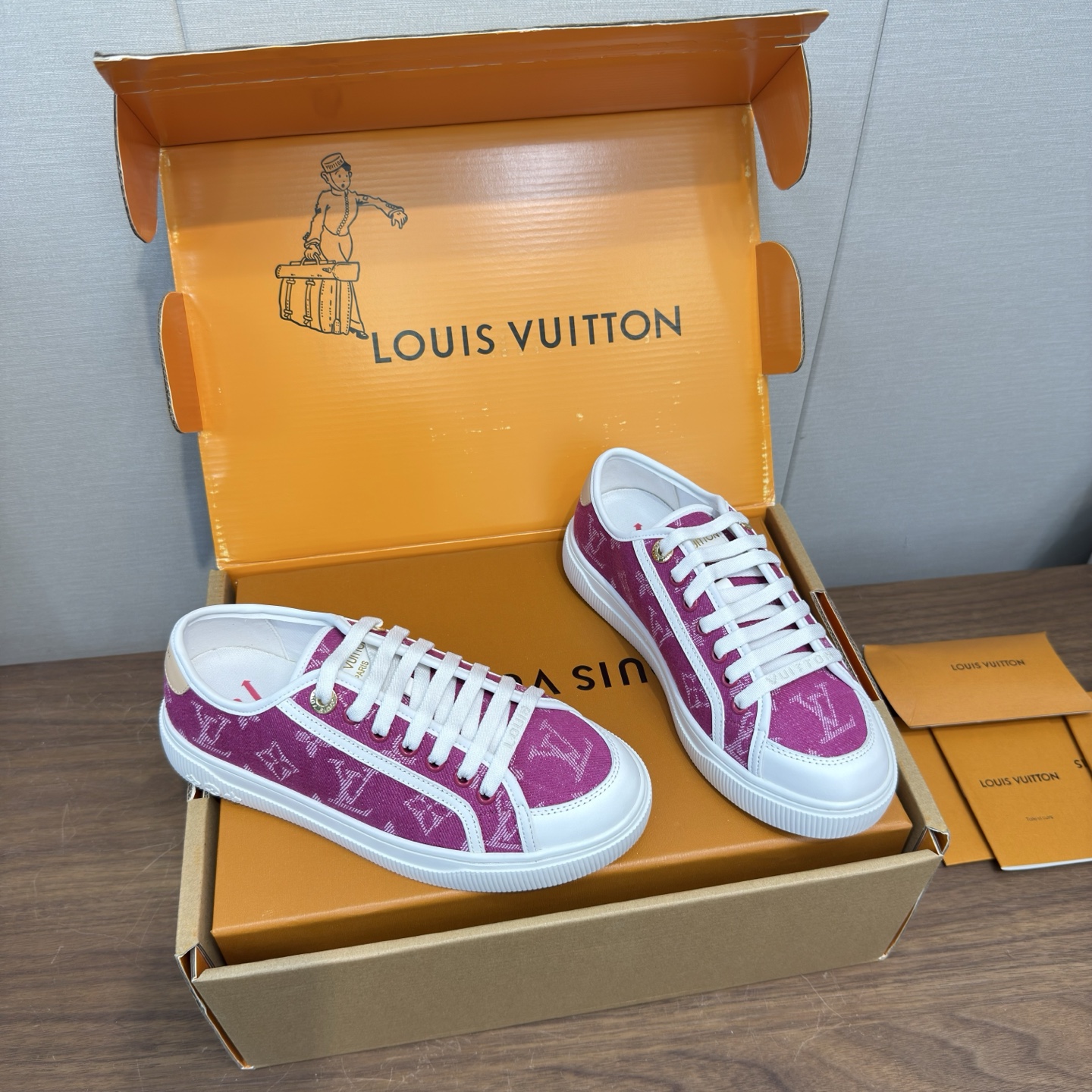 Louis Vuitton Women Shoes