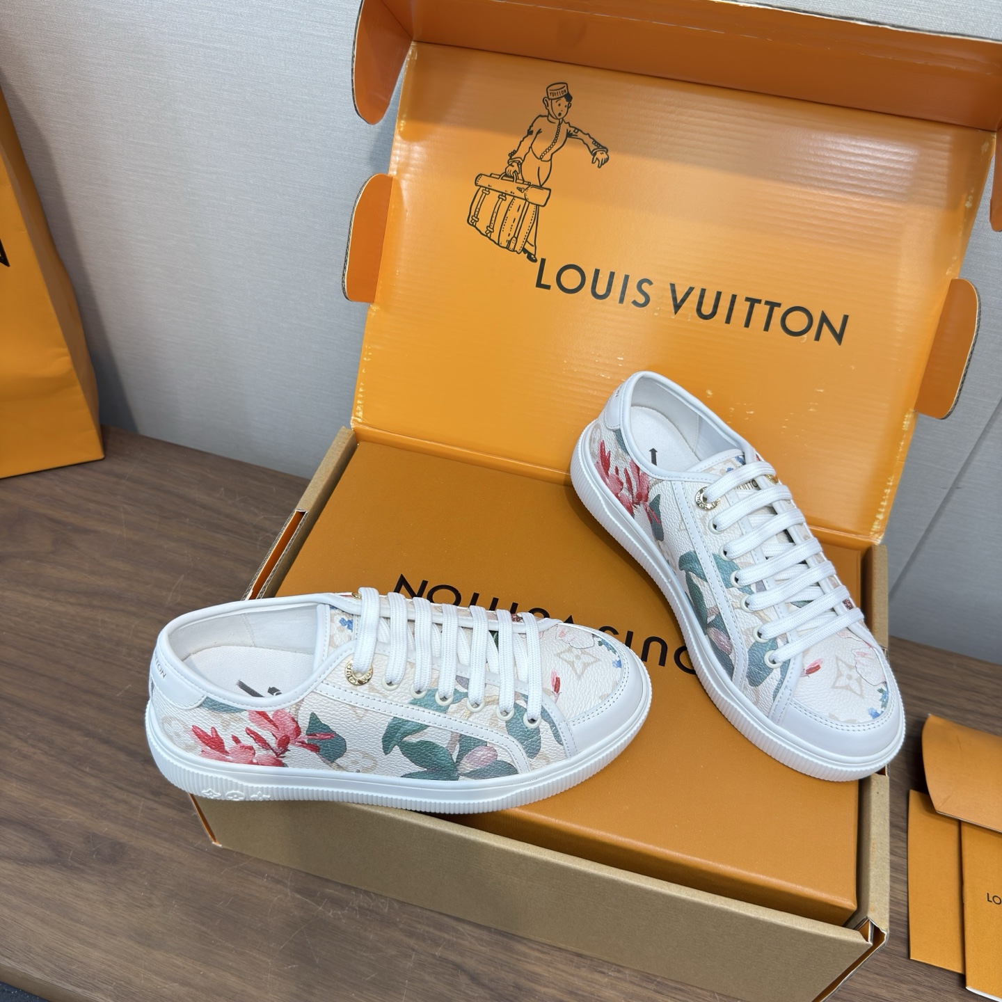 Louis Vuitton Women Shoes
