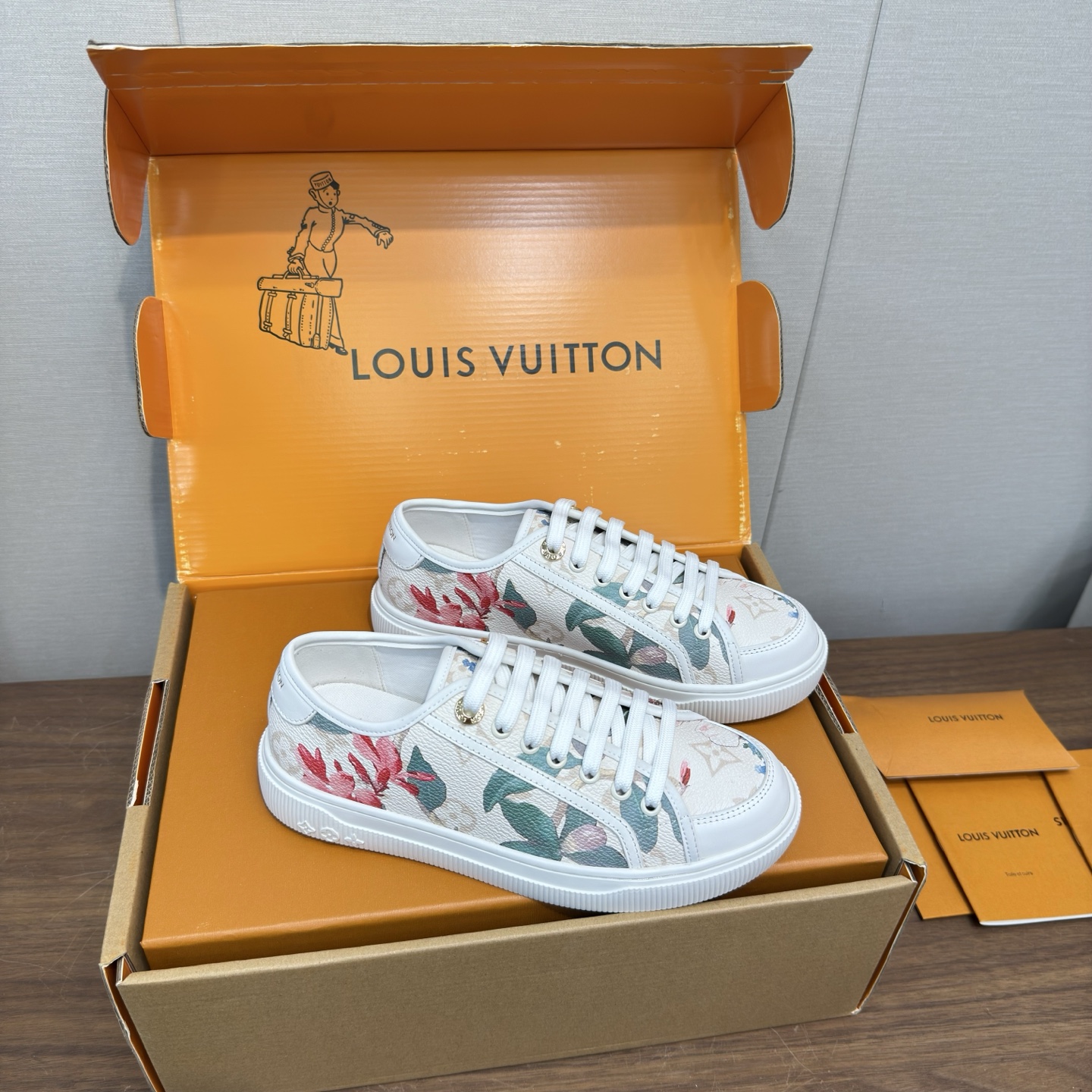 Louis Vuitton Women Shoes
