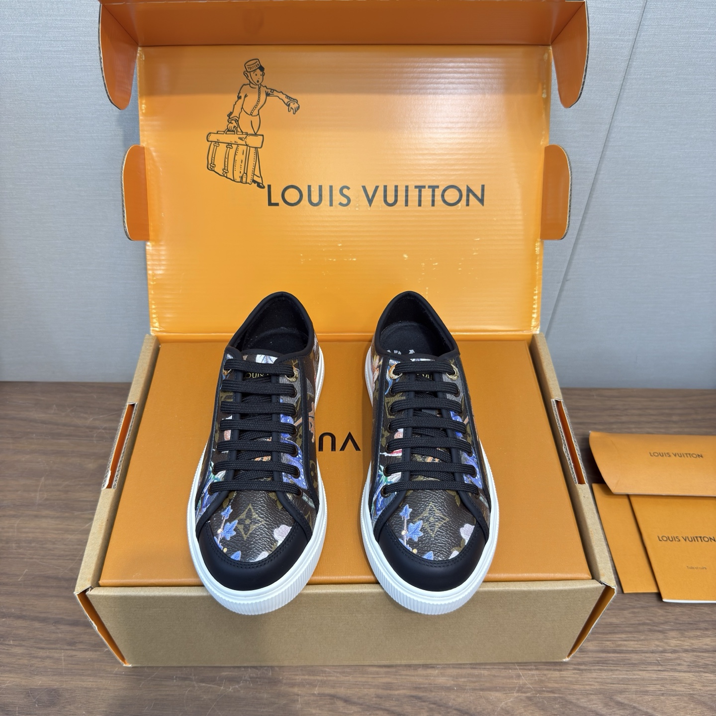 Louis Vuitton Women Shoes