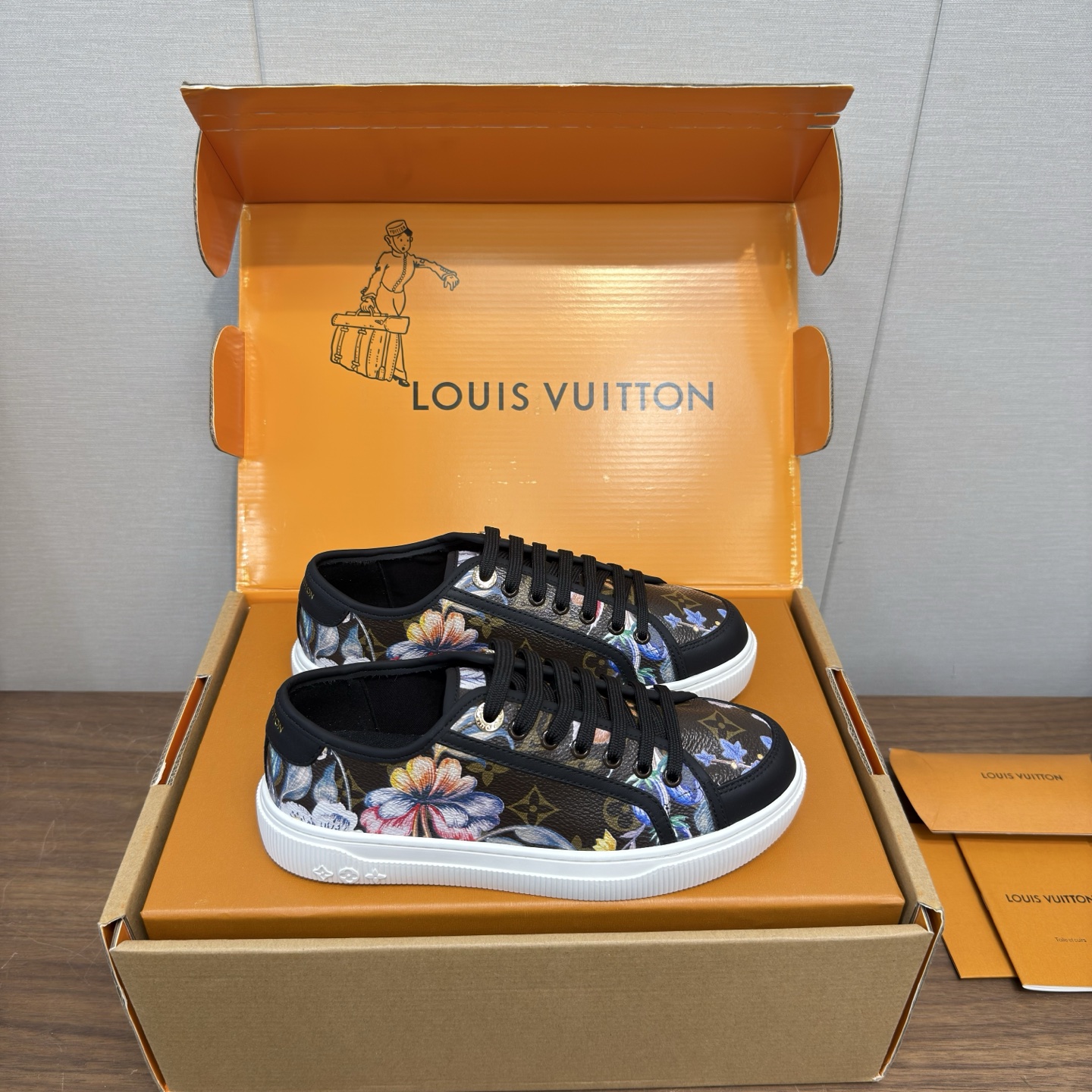 Louis Vuitton Women Shoes