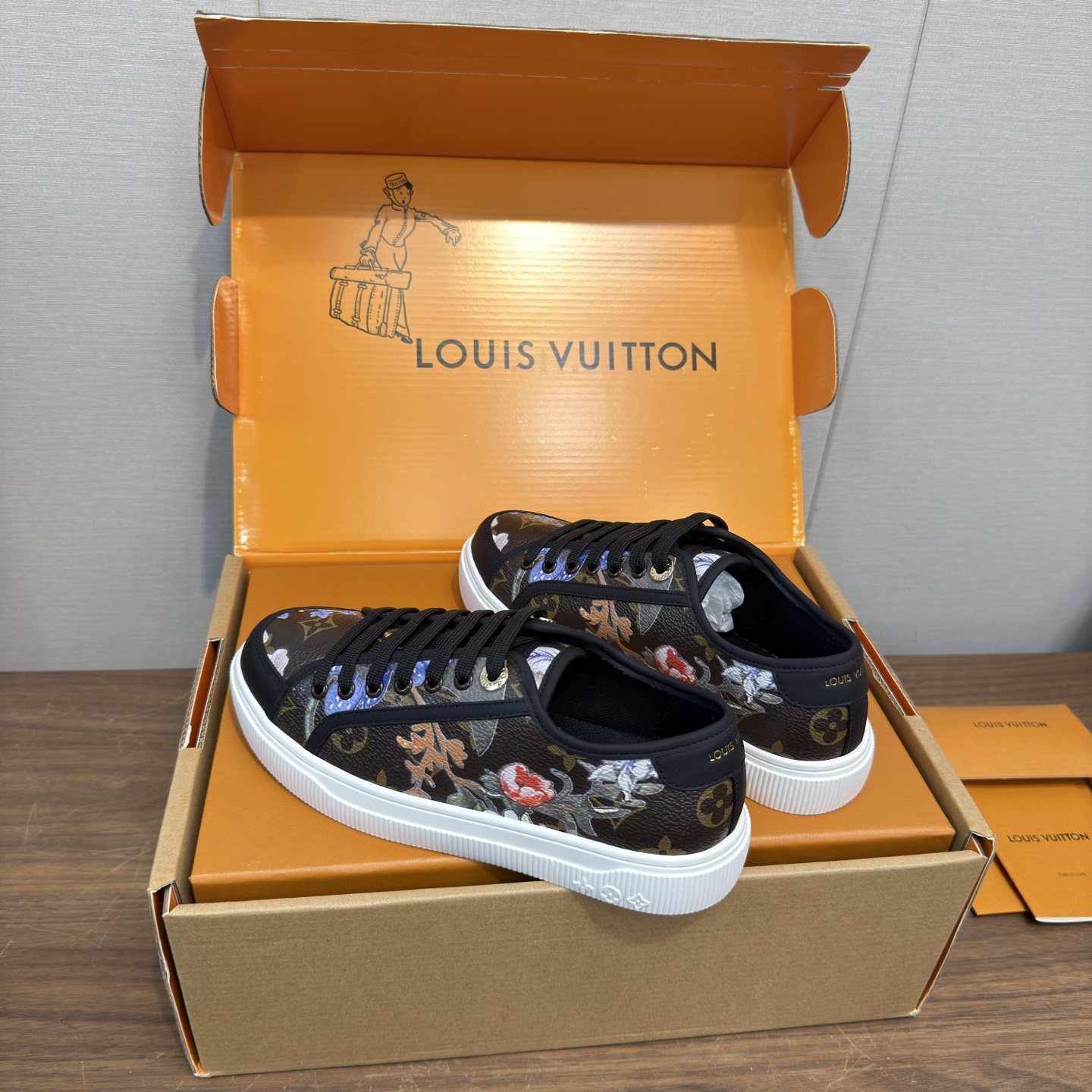 Louis Vuitton Women Shoes
