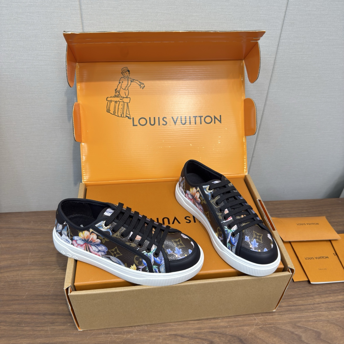 Louis Vuitton Women Shoes