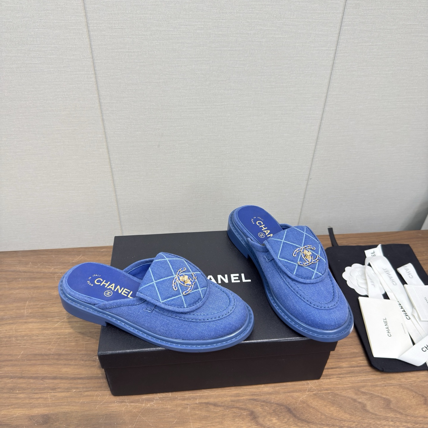 Chanel Slides