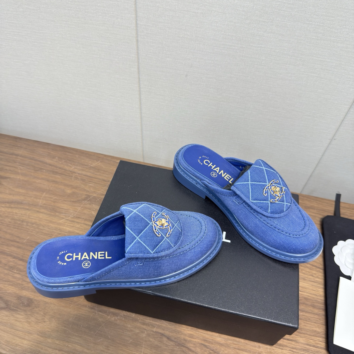 Chanel Slides