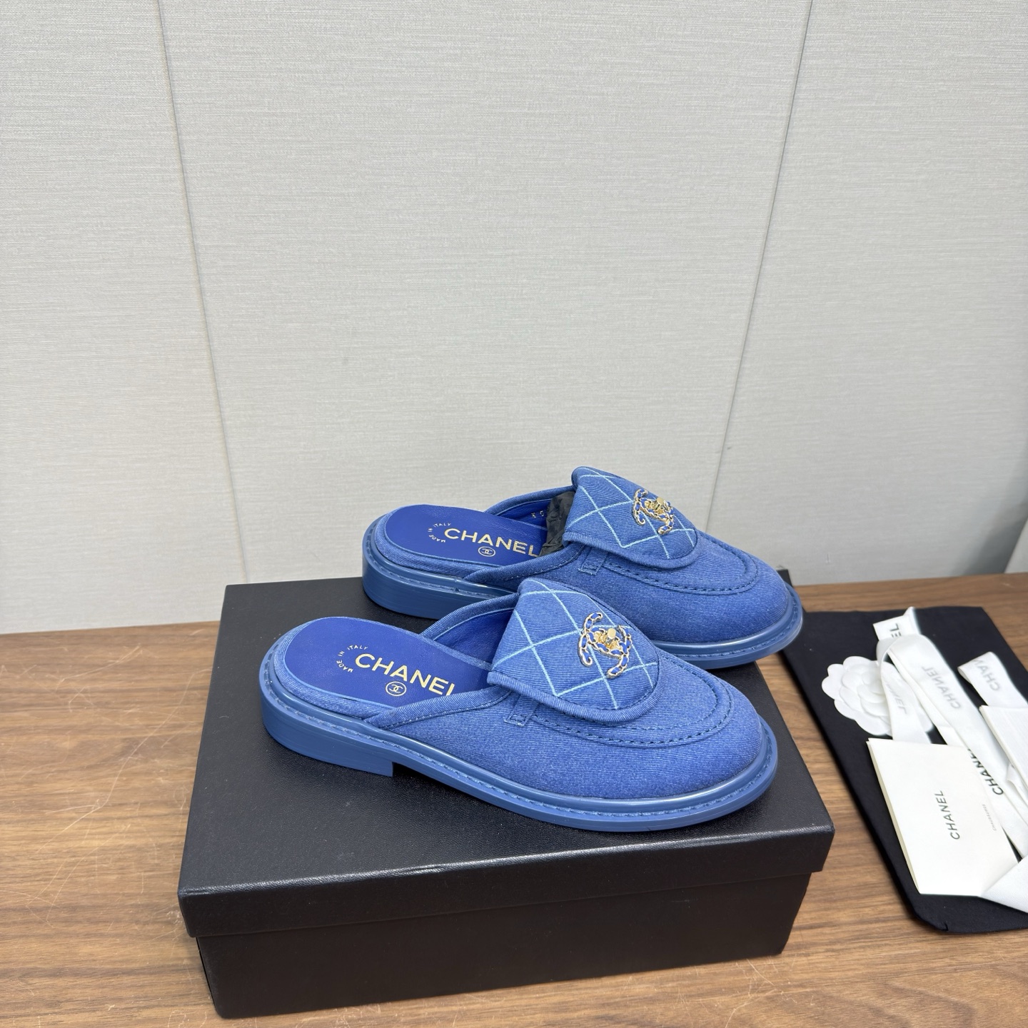 Chanel Slides