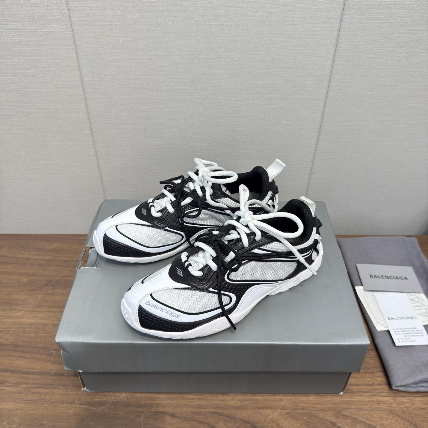 Designer Sneakers