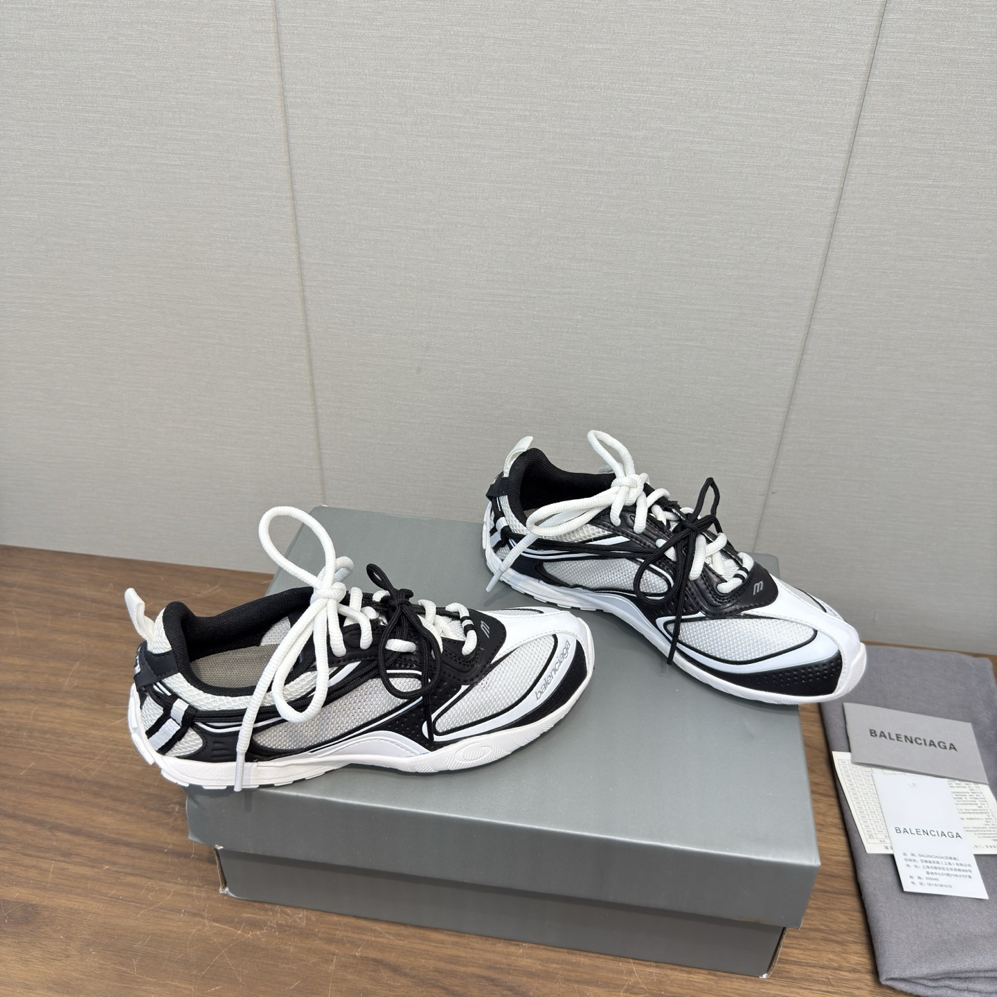 Designer Sneakers
