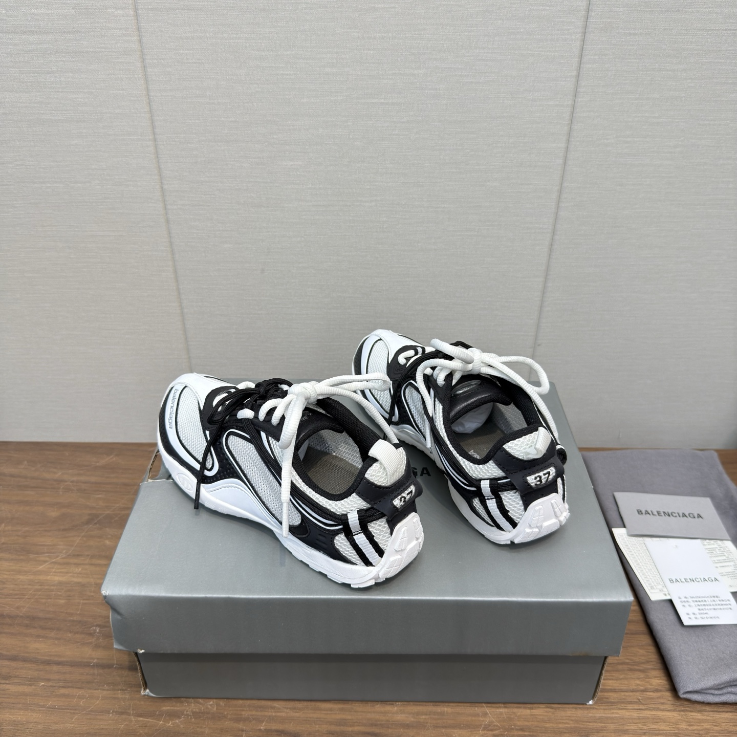 Designer Sneakers