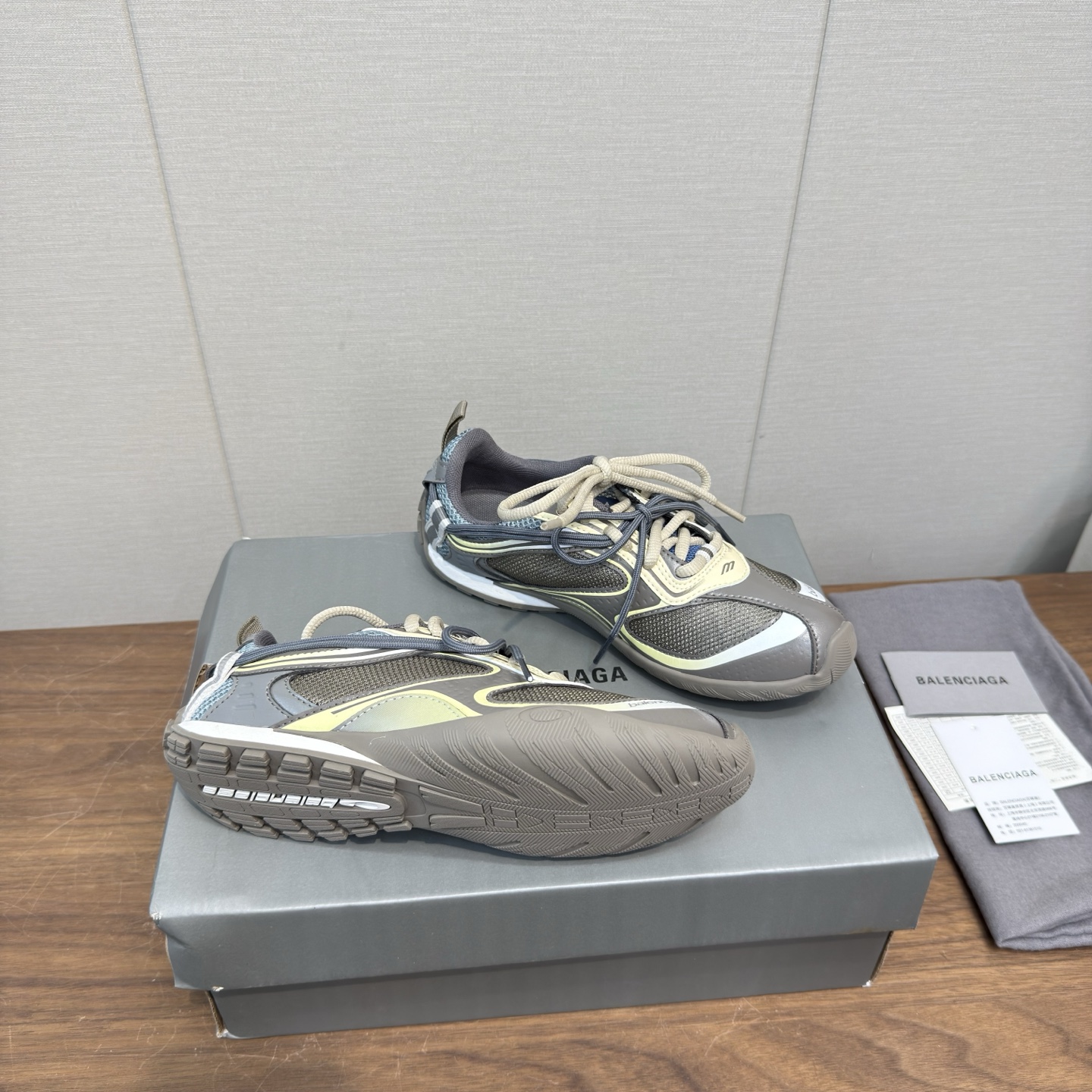 Designer Sneakers