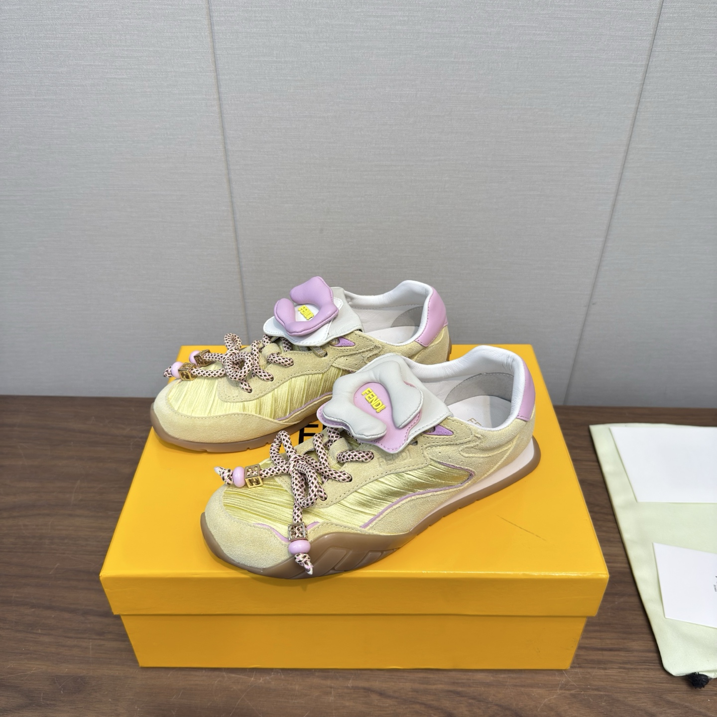 Fendi Sneakers