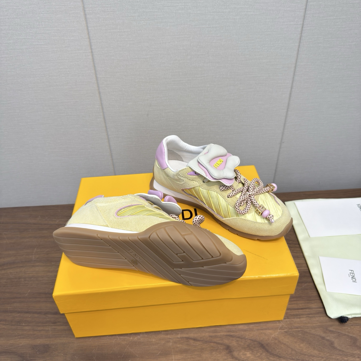 Fendi Sneakers