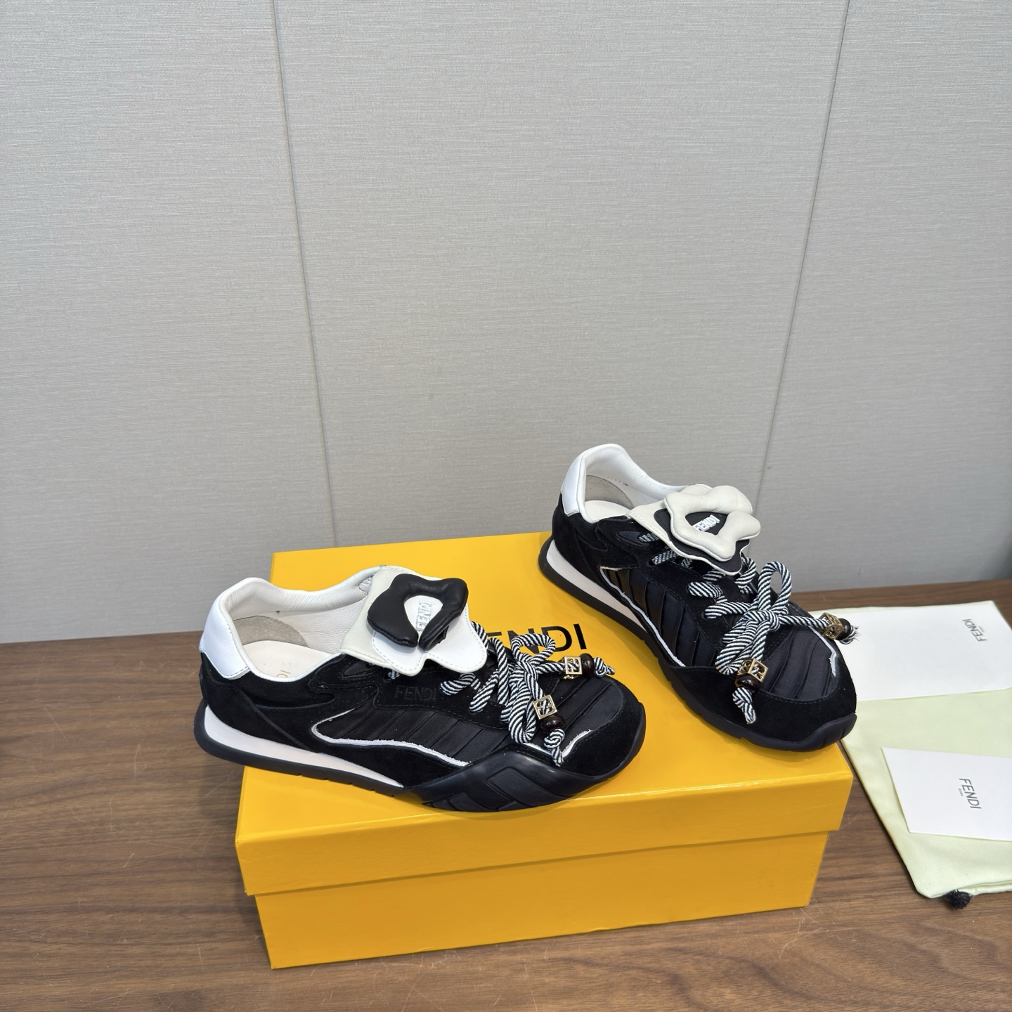 Fendi Sneakers