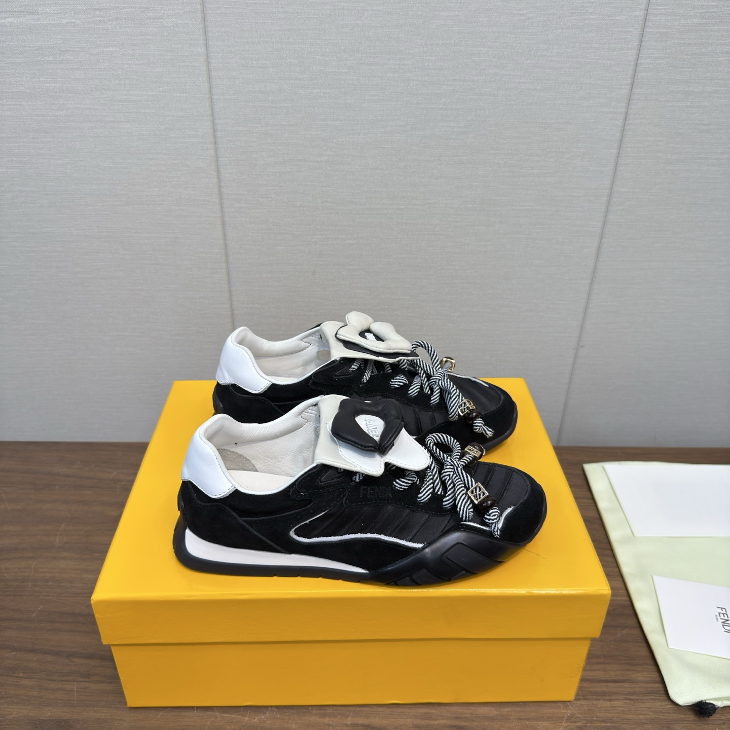 Fendi Sneakers