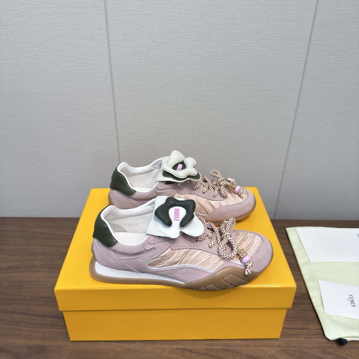 Fendi Sneakers