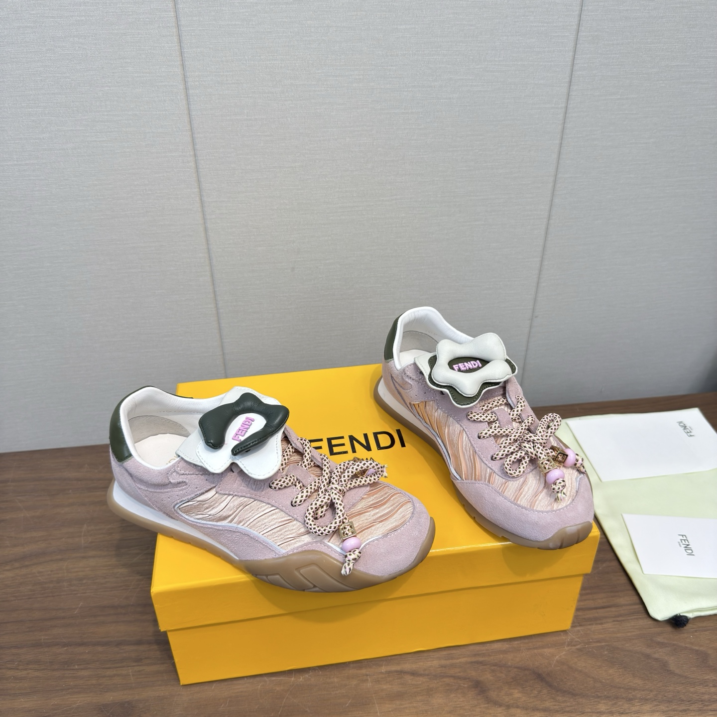 Fendi Sneakers