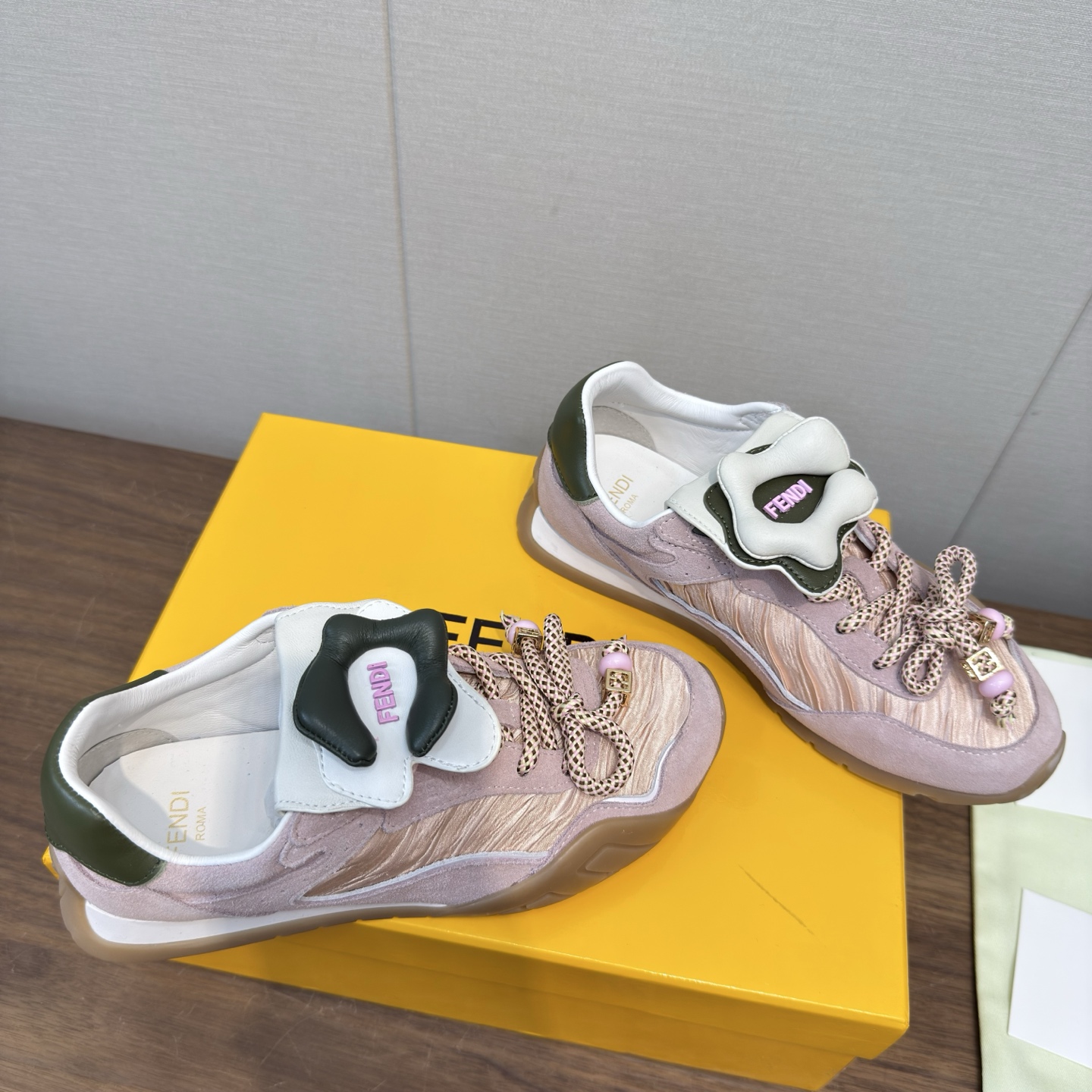 Fendi Sneakers