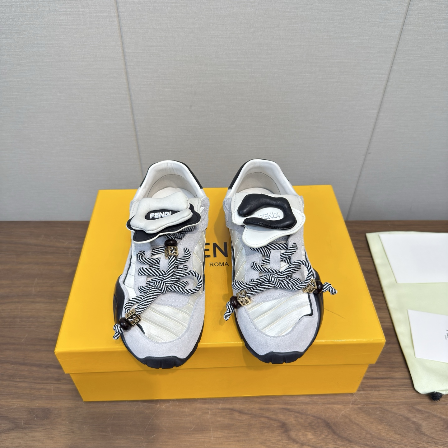 Fendi Sneakers