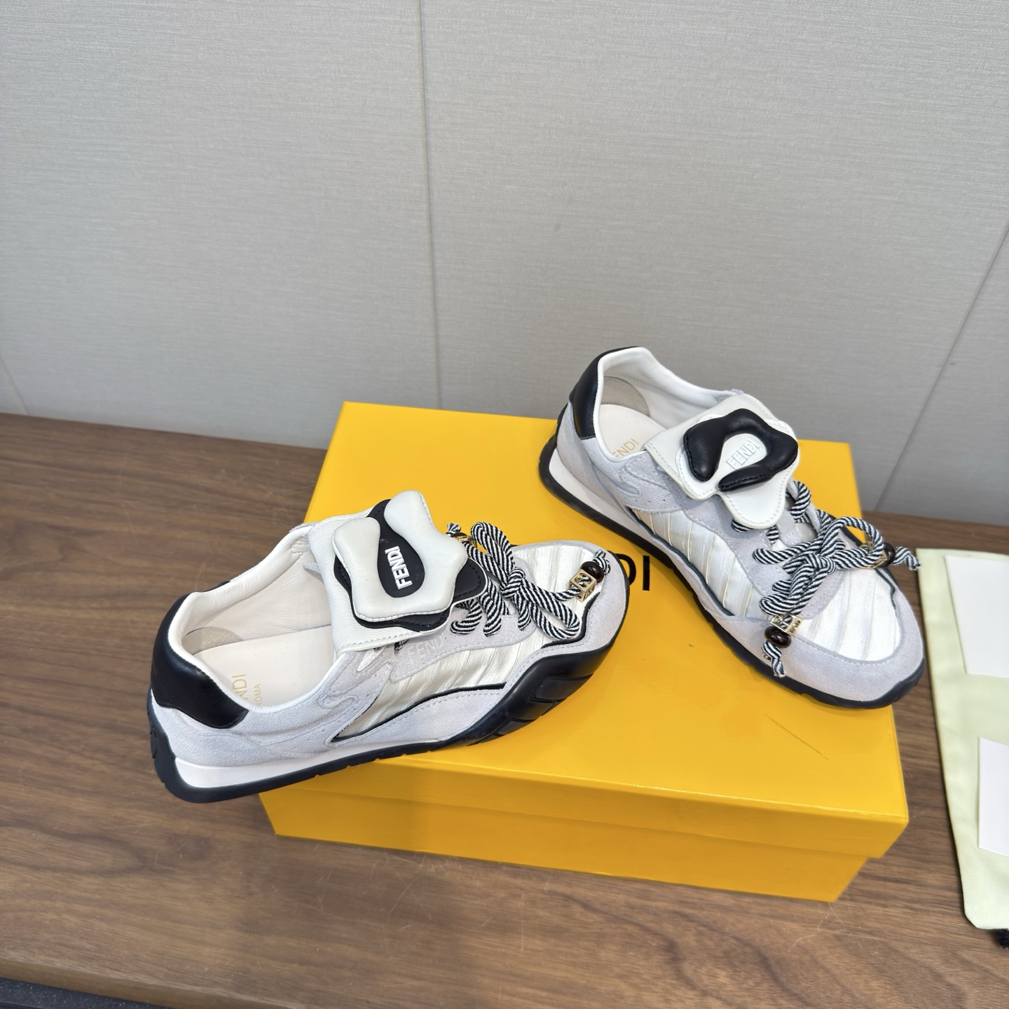 Fendi Sneakers