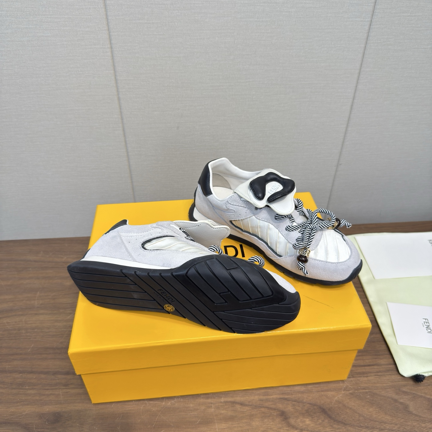 Fendi Sneakers