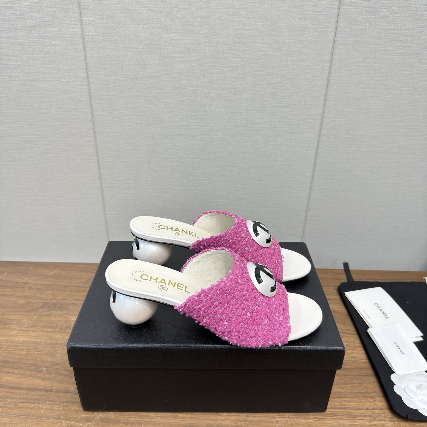 Chanel Slides