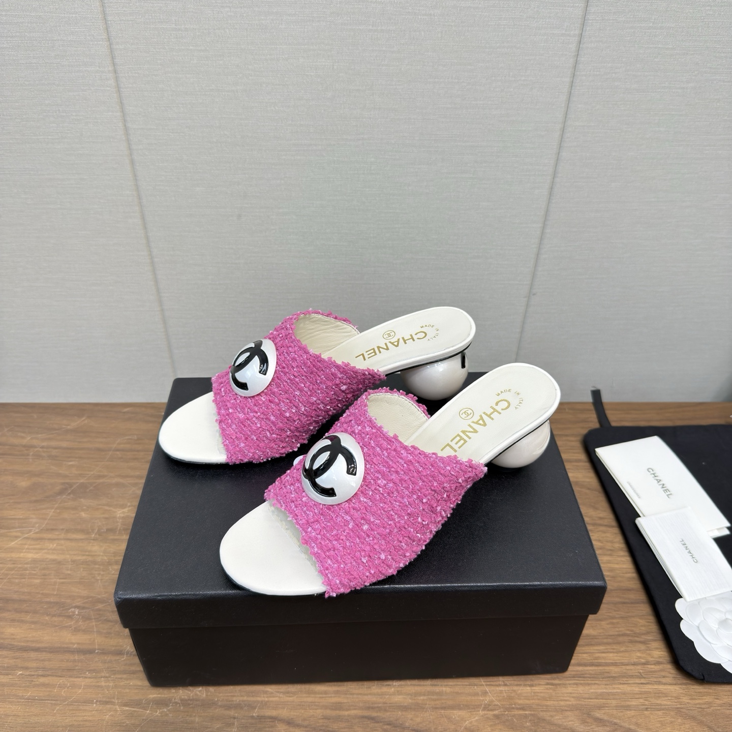 Chanel Slides