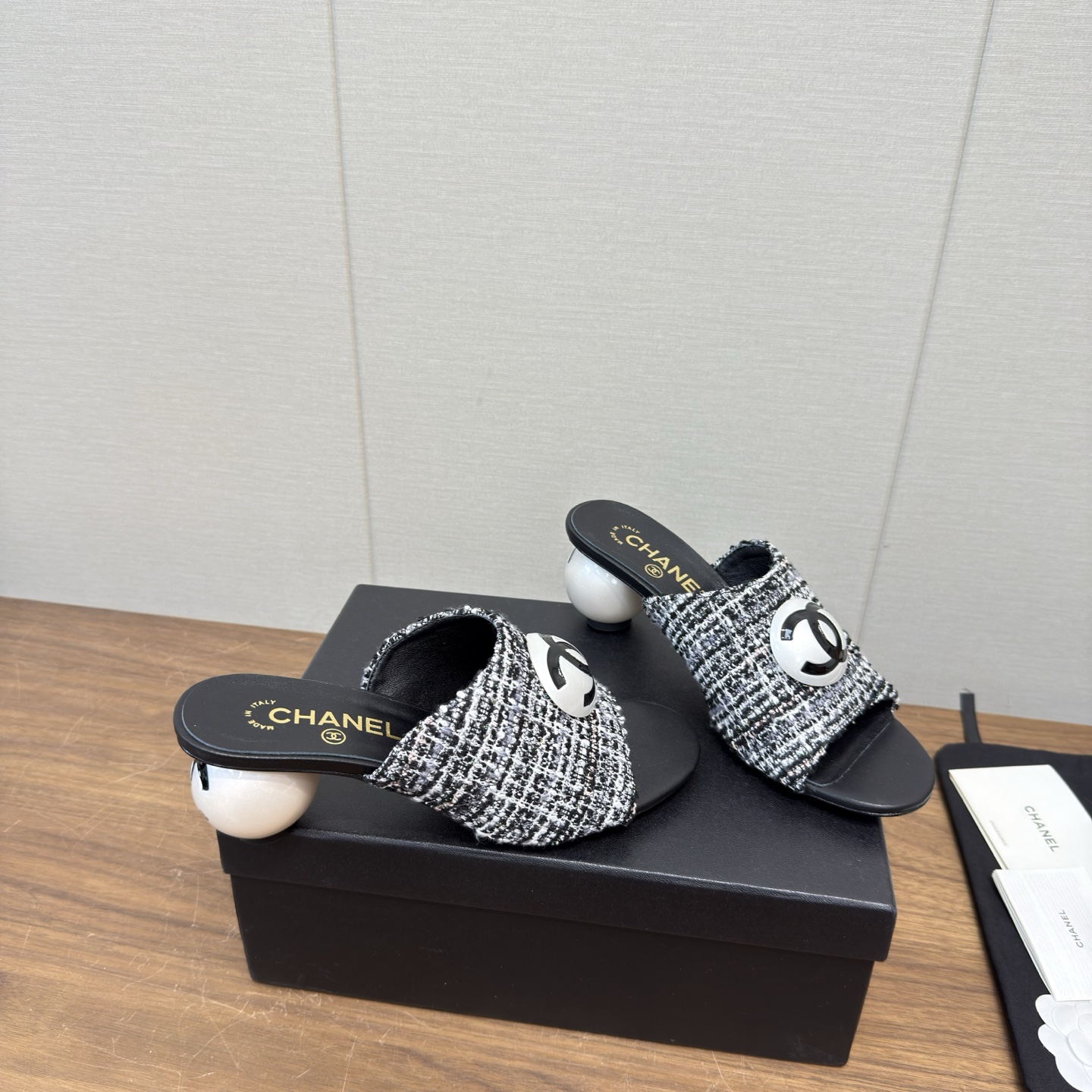 Chanel Slides