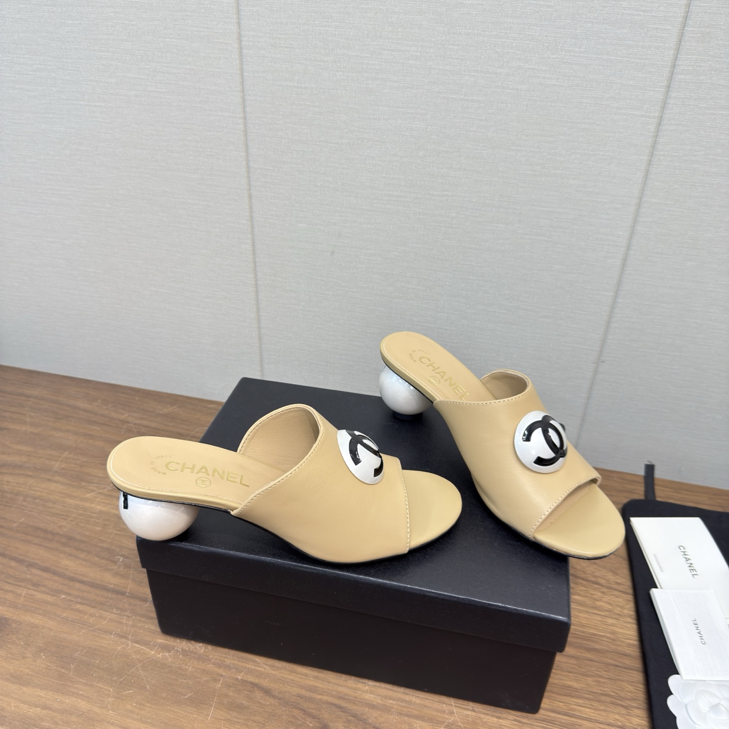 Chanel Slides