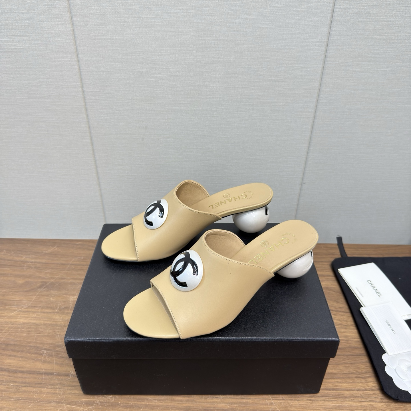 Chanel Slides